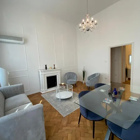 Karolina's Nyugati Apartment Budapest